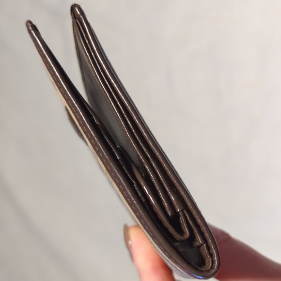 BURBERRY Vintage Wallet - Unisex - EUC - Picture 7 of 10